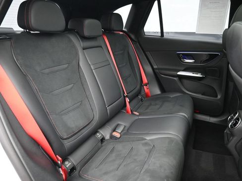 Used 2024 Mercedes-Benz GLC 43 AMG 4MATIC image 24