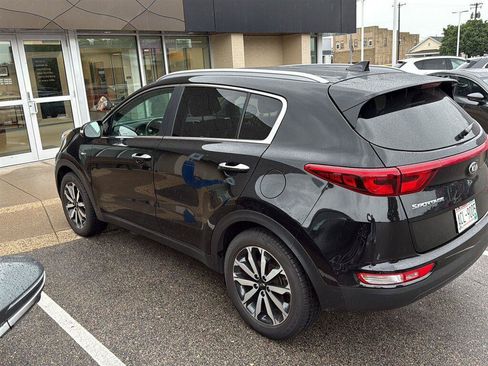 Used 2018 Kia Sportage EX AWD/4WD image 10