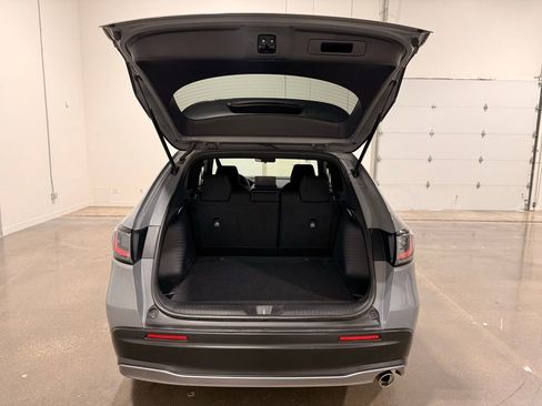 Used 2025 Honda HR-V Sport image 9