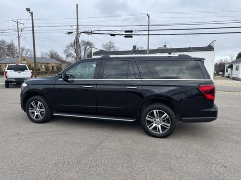 Used 2022 Ford Expedition Max Limited AWD/4WD image 3