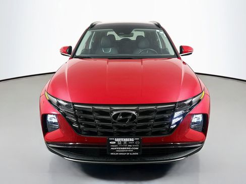 Used 2023 Hyundai Tucson Limited AWD/4WD image 2
