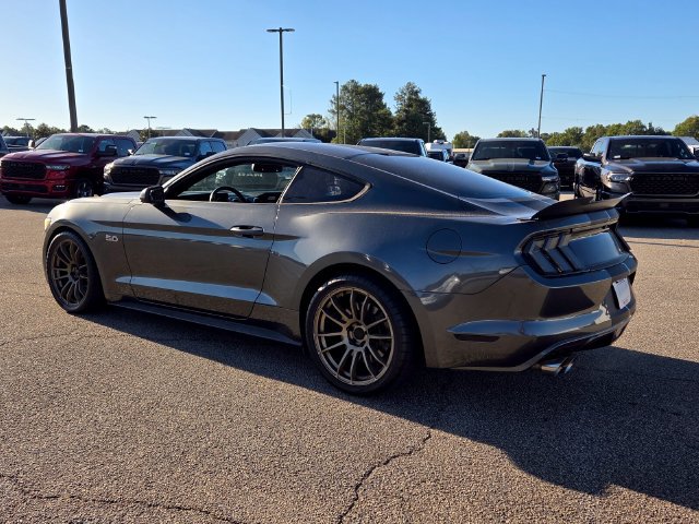 Used 2015 Ford Mustang GT RWD image 6