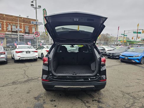 Used 2022 Chevrolet Equinox LT image 8