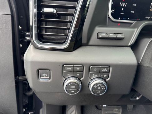 New 2026 GMC Sierra 2500 Denali w/ Denali Reserve Package image 20