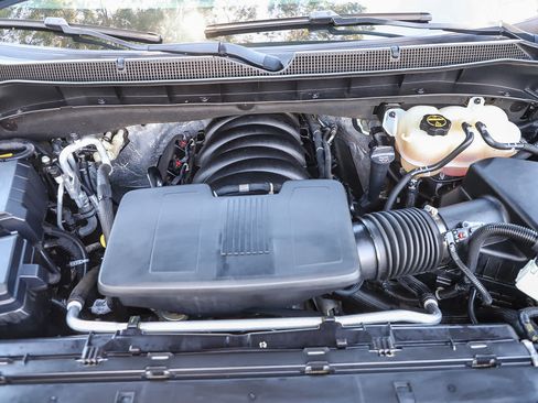Used 2024 Chevrolet Tahoe LT w/ Luxury Package RWD image 26