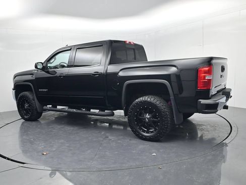 Used 2017 GMC Sierra 1500 SLE w/ SLE Value Package AWD/4WD image 5