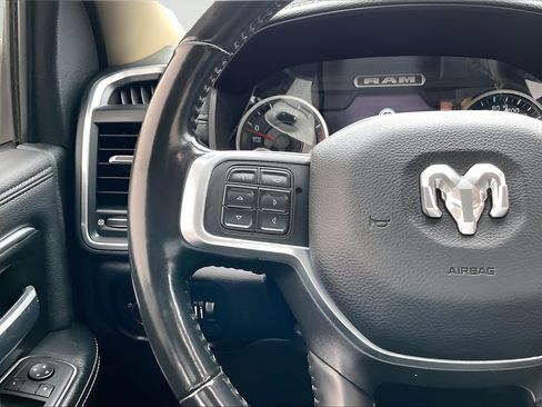 Used 2022 RAM 2500 Laramie AWD/4WD image 10