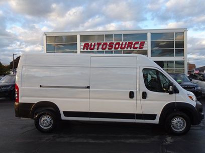 Used 2025 RAM ProMaster 3500 w/ Convenience Group