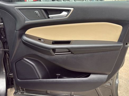 Used 2020 Ford Edge SEL w/ Convenience Package image 36