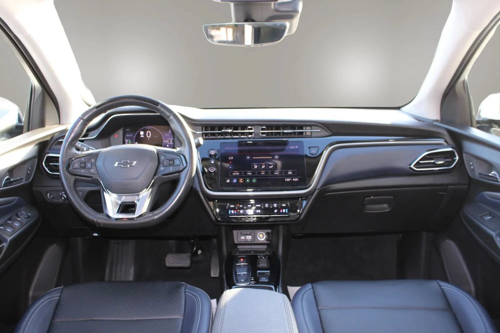 Used 2022 Chevrolet Bolt EUV Premier w/ Launch Edition FWD image 19