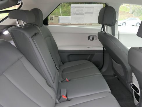 New 2026 Hyundai Ioniq 5 SEL image 17