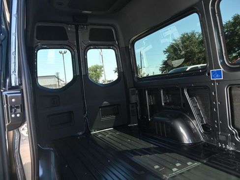 New 2025 Mercedes-Benz Sprinter 2500 image 18