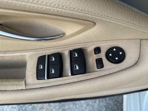 Used 2016 BMW 528i Sedan RWD image 15