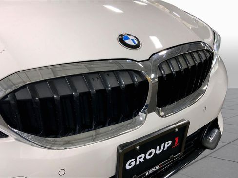 Used 2020 BMW 330i xDrive Sedan w/ Convenience Package AWD/4WD image 30