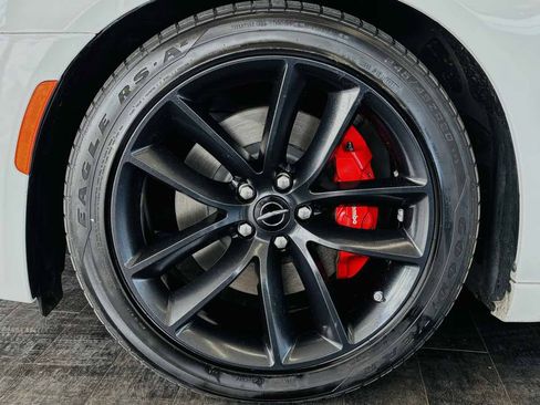 Used 2023 Chrysler 300 C RWD image 25