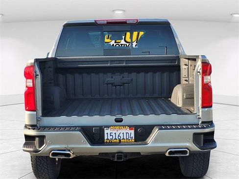 Used 2025 Chevrolet Silverado 1500 RST image 8