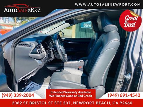 Used 2018 Toyota Camry SE FWD image 20
