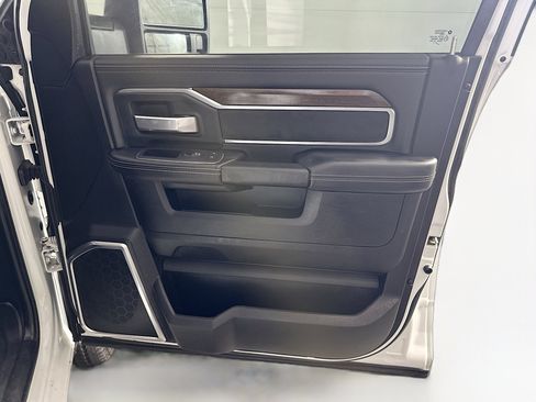 Used 2024 RAM 2500 Laramie w/ Safety Group image 32