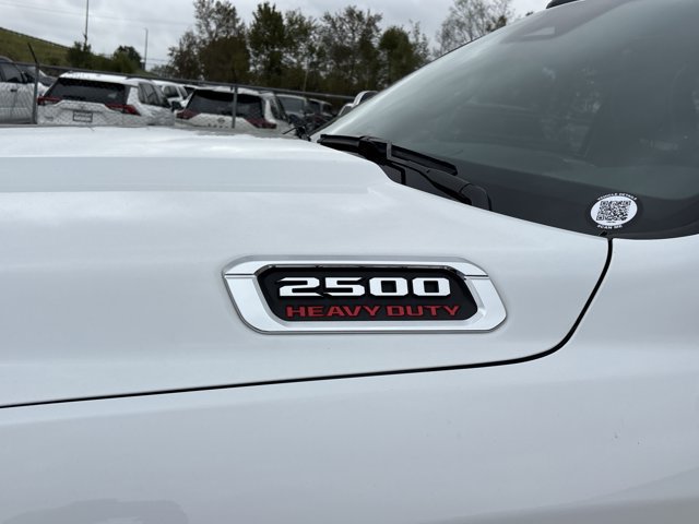 Used 2025 RAM 2500 Laramie AWD/4WD image 13
