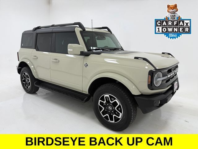 Used 2025 Ford Bronco Outer Banks AWD/4WD image 1