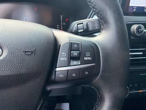 Used 2023 Ford Escape Active FWD image 28