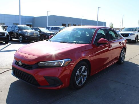 Used 2022 Honda Civic LX image 3