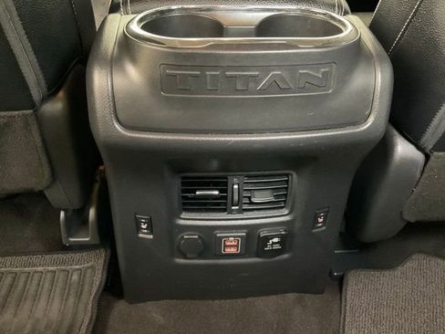 Used 2019 Nissan Titan PRO-4X w/ Pro-4x Convenience Package image 21