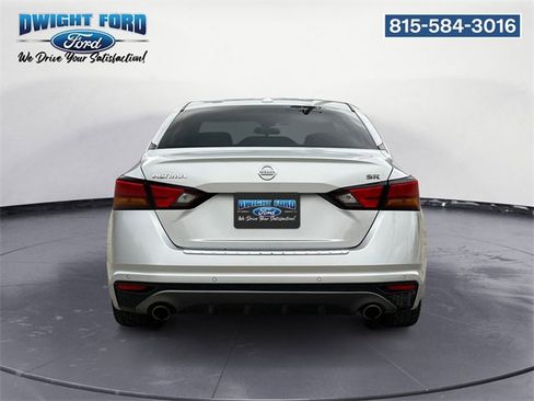 Used 2020 Nissan Altima 2.5 SR w/ Premium Package image 4