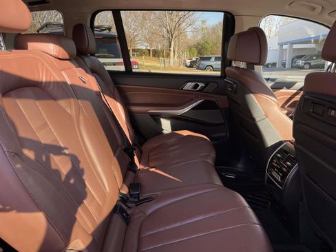 Used 2019 BMW X7 xDrive40i w/ Premium Package image 15