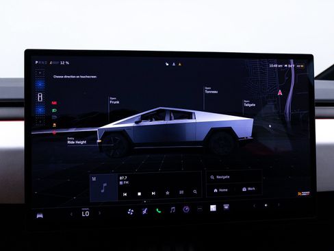 Used 2024 Tesla Cybertruck AWD Crew Cab image 23