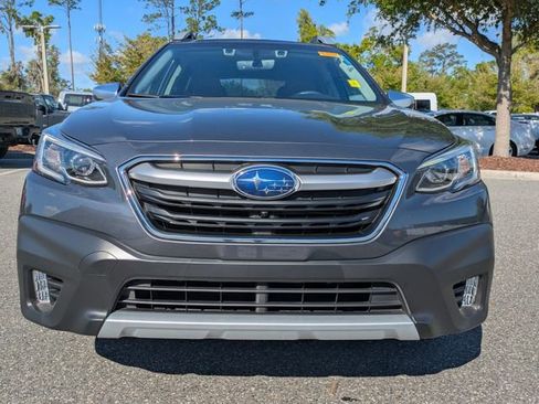 Used 2022 Subaru Outback Touring w/ Popular Package #2 image 8
