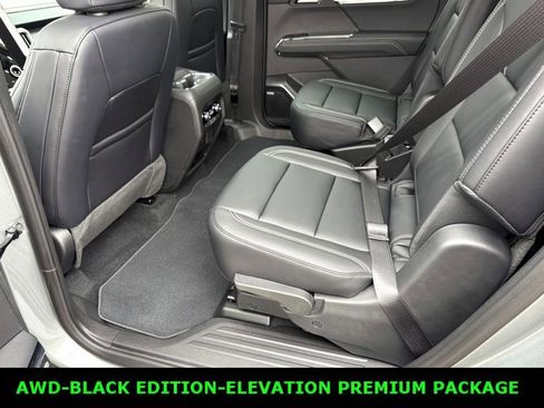 New 2026 GMC Acadia Elevation image 10
