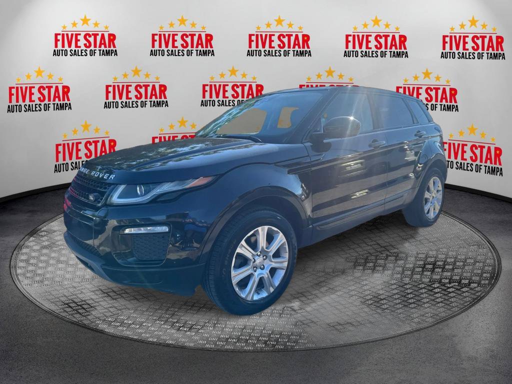 Used 2017 Land Rover Range Rover Evoque SE AWD/4WD image 3