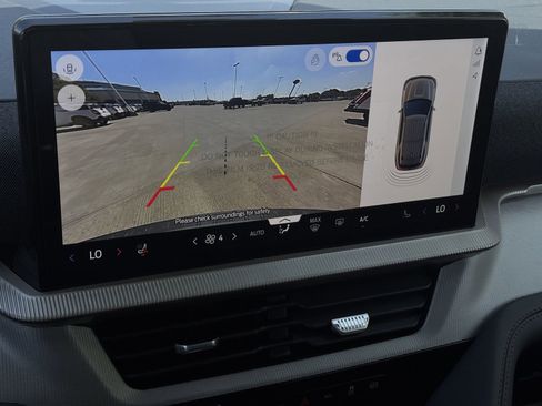 New 2026 Ford Explorer Active image 16