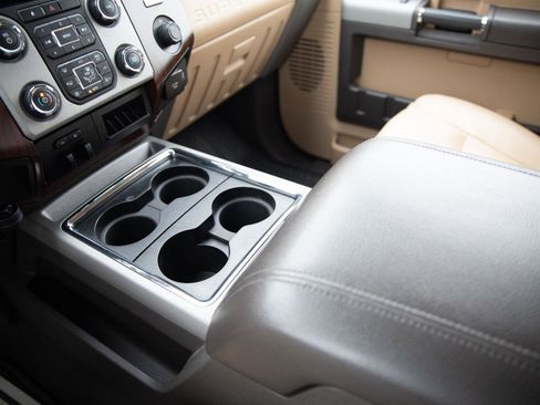 Used 2014 Ford F350 Lariat w/ Lariat Ultimate Package image 16