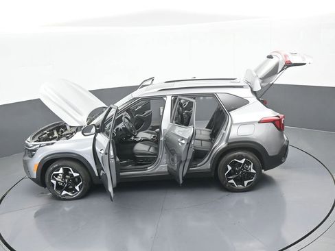 Used 2025 Kia Seltos EX w/ EX Sunroof Package image 62