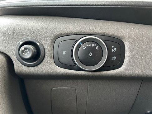 Used 2021 Ford Transit 350 DRW AWD w/ Exterior Upgrade Package image 18