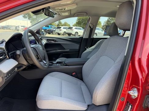 Used 2025 Toyota Camry LE w/ Convenience Package FWD image 23