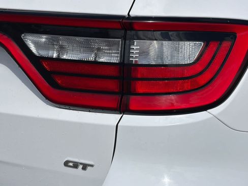 Used 2020 Dodge Durango GT image 28