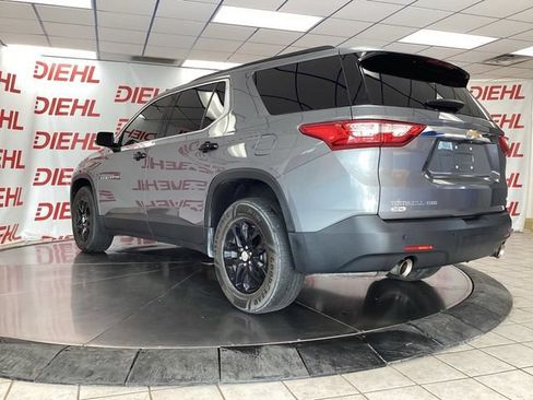 Used 2020 Chevrolet Traverse LT w/ Driver Confidence II Package AWD/4WD image 5