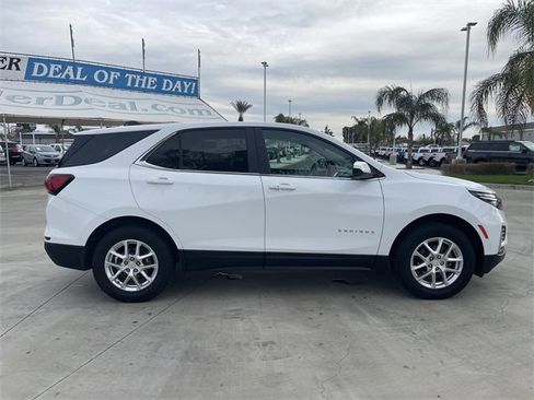 Used 2024 Chevrolet Equinox LT image 9
