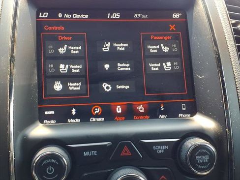 Used 2019 Dodge Durango R/T w/ Technology Group AWD/4WD image 24