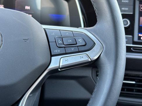 Used 2024 Volkswagen Jetta SE image 27