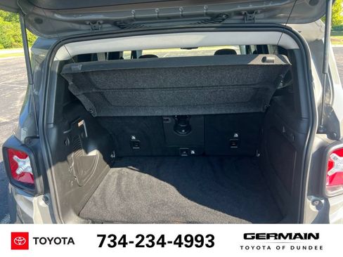Used 2021 Jeep Renegade Trailhawk w/ Sun & Sound Group AWD/4WD image 19