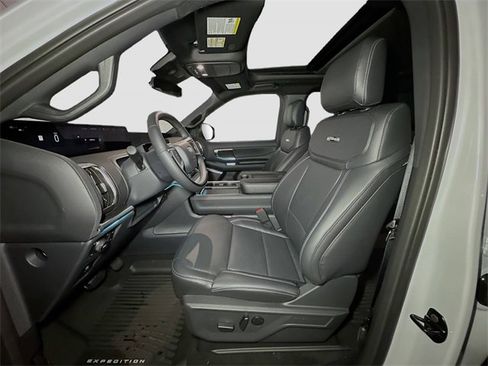 New 2025 Ford Expedition Platinum w/ Stealth Performance Package image 14