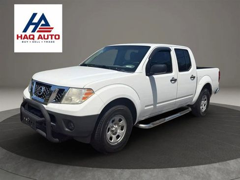Used 2013 Nissan Frontier S RWD image 1