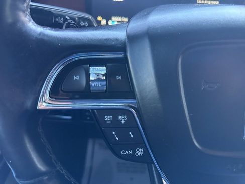 Used 2021 Lincoln Navigator L Reserve image 18