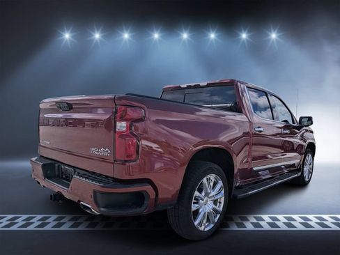 Used 2023 Chevrolet Silverado 1500 High Country AWD/4WD image 3