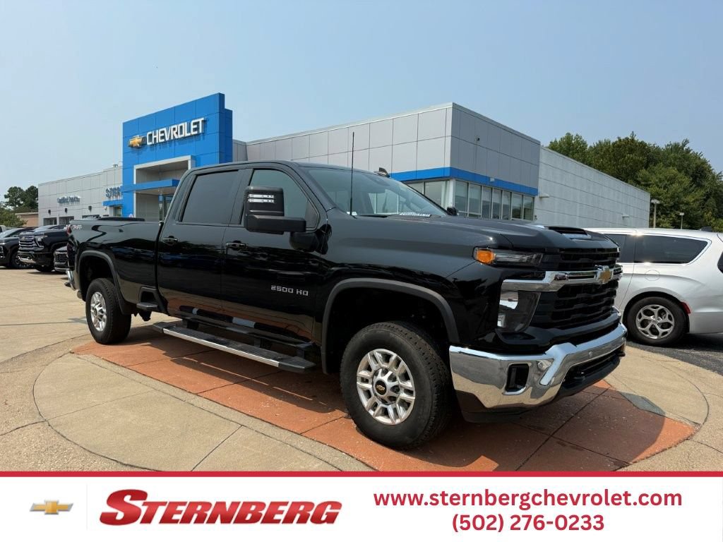 Used 2025 Chevrolet Silverado 2500 LT w/ Safety Package AWD/4WD image 1
