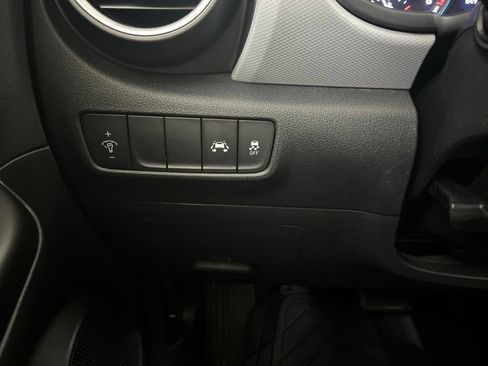 Used 2021 Hyundai Kona SE FWD image 56